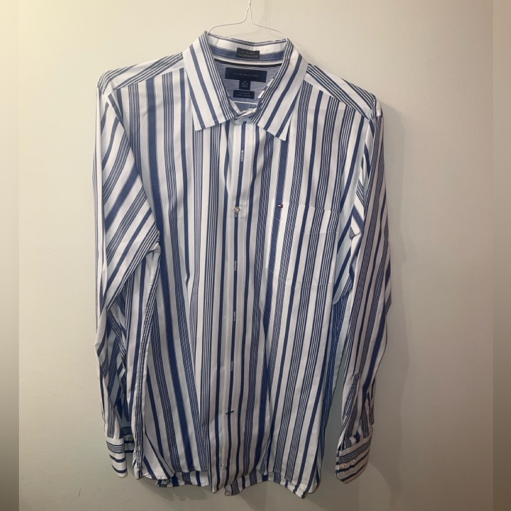 Tommy Hilfiger Blue Stripped Button Down Custom Fit Size Large